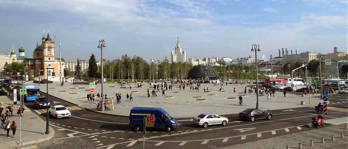 Панорама парка со стороны Красной площади