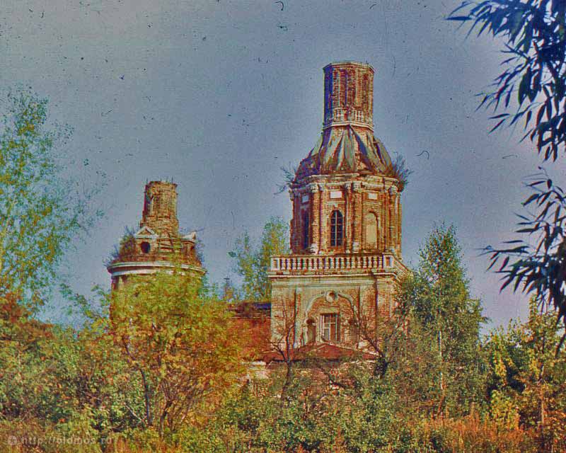 здание храма в советское время