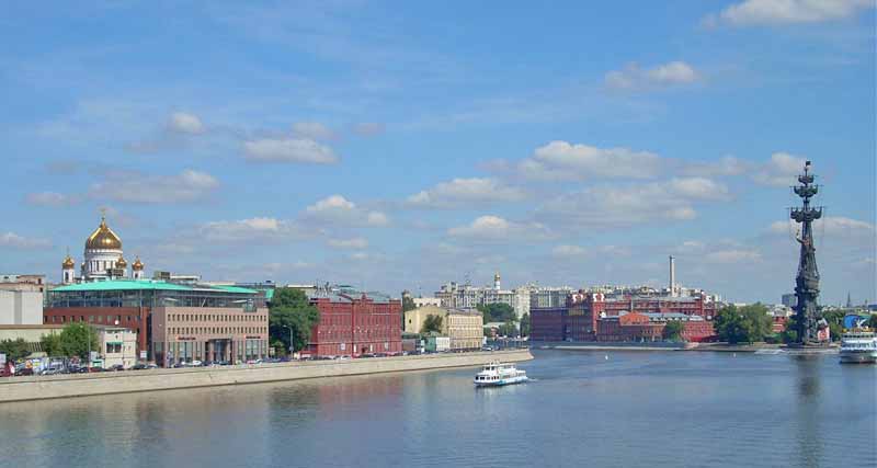 панорама Москвы реки с Крымского моста